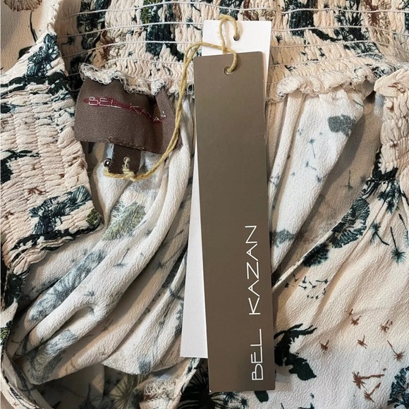 NWT Bel Kazan Women's Size Small Byron V-Neck Top in Ivory Dandelion - Picture 6 of 7